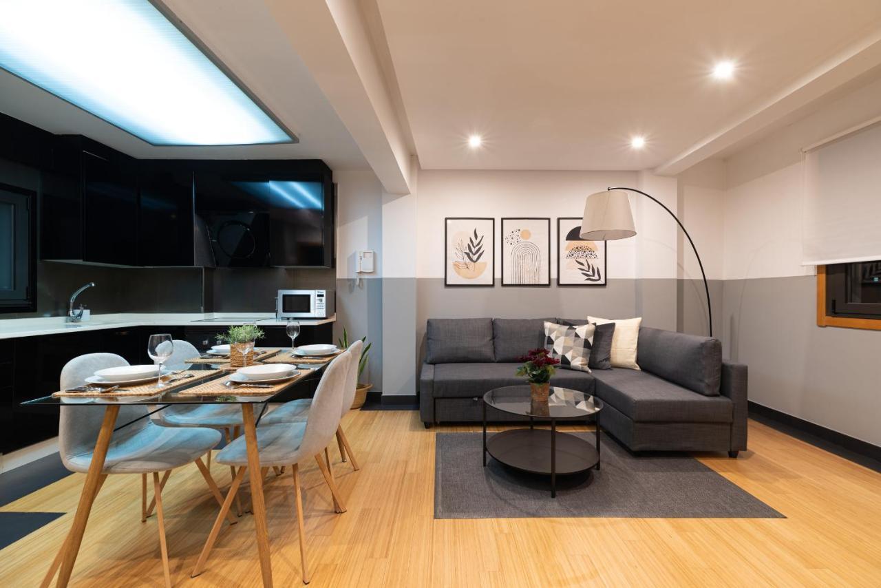 Elegante Atico Duplex Apartment